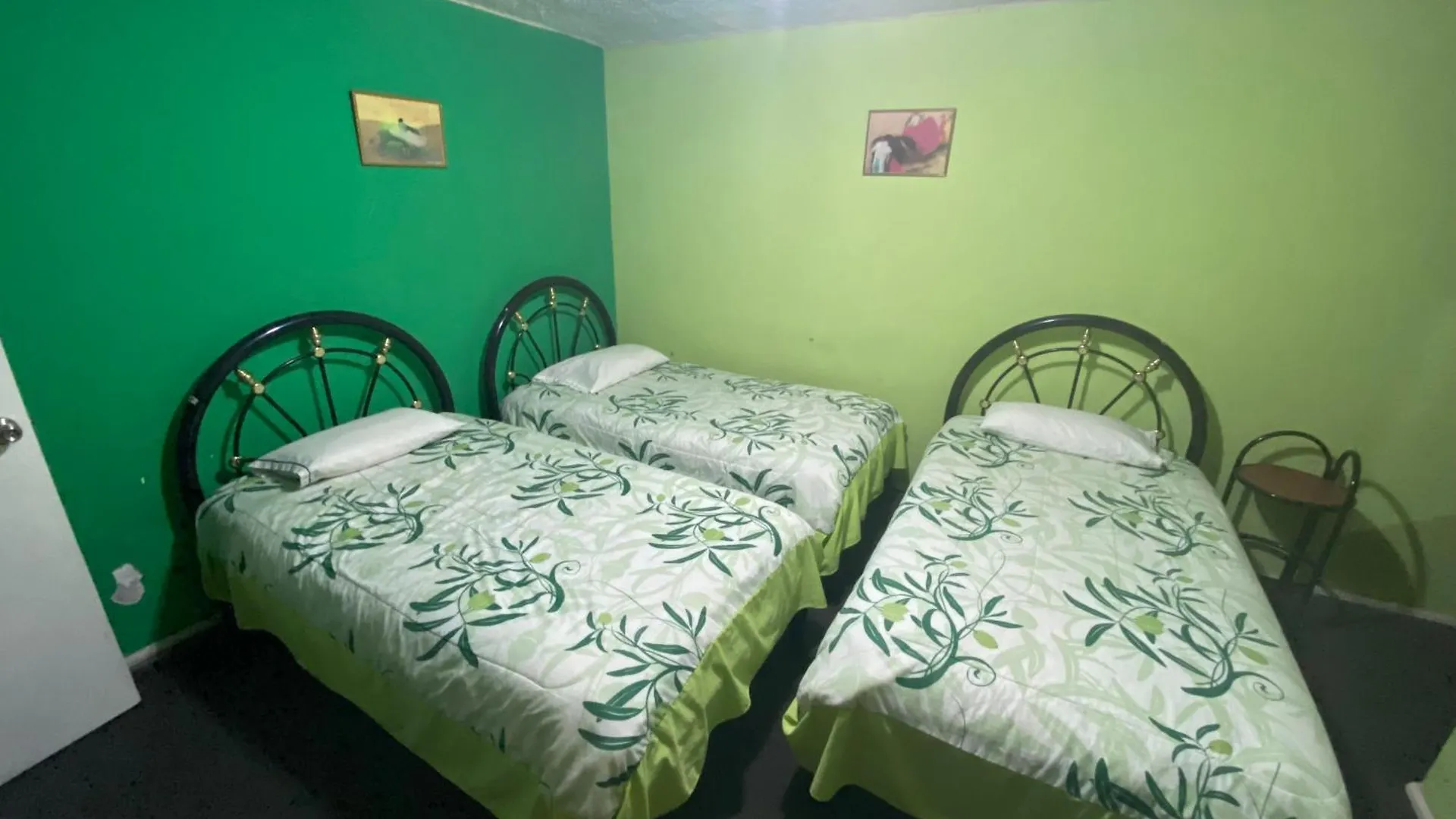 Hostal Cariamanga Quito