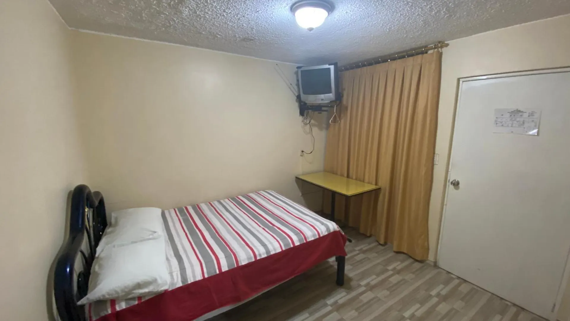 Hostal Cariamanga Quito